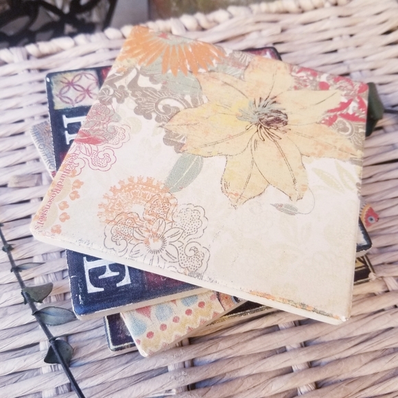 3/$20🌻4 set mixed tile coasters - Picture 5 of 10